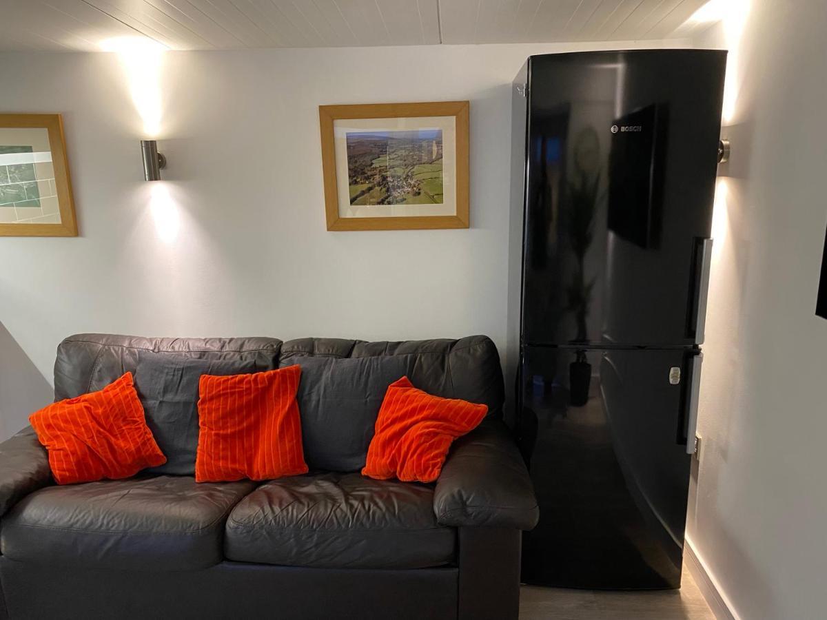Delightful 1 Bedroom Chalet Throwleigh Εξωτερικό φωτογραφία